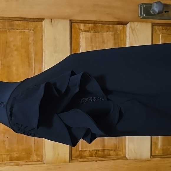 CeCe Double Ruffled Flutter Sleeve Blouse with Rounded Neckline L - Picture 4 of 4